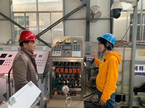 潍坊市科技创新巾帼会客厅服务企业项目辅导活动首站走进安丘纺织科学技术研究服务