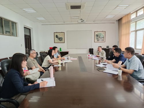 科技赋能 智造融合 共话现代纺织产业创新发展战略与专业建设新篇章